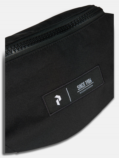TAŠKA PEAK PERFORMANCE SLING BAG - Fotografia č. 2