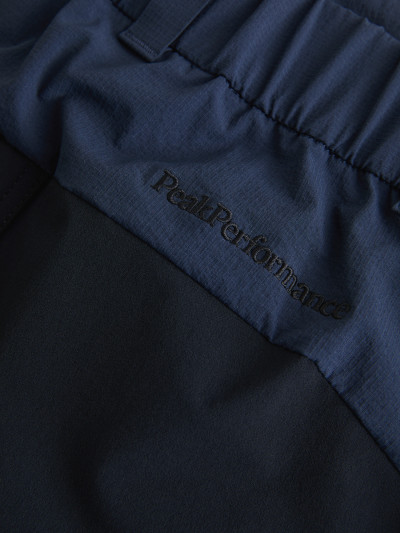 RÖVIDNADRÁG PEAK PERFORMANCE W STRETCH HIKE SHORTS - Kép 6