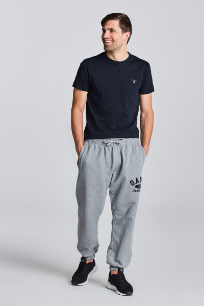 TEPLÁKY GANT D.1 COLLEGIATE SWEATPANTS - Fotografie č. 1