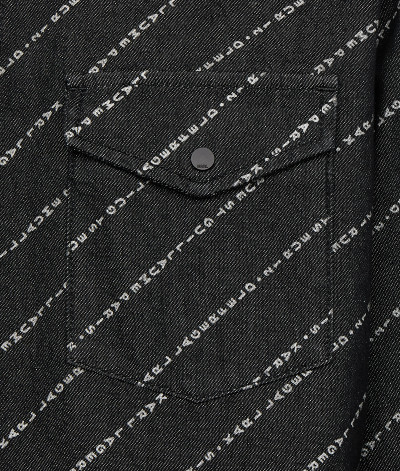 KOŠILE KARL LAGERFELD UNISEX AOP LOGO DENIM SHIRT - Fotografie č. 9