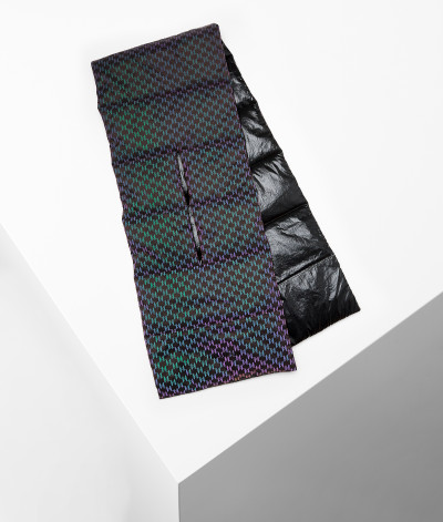 SÁL KARL LAGERFELD K/MONOGRAM REFL PUFFY SCARF - Kép 1