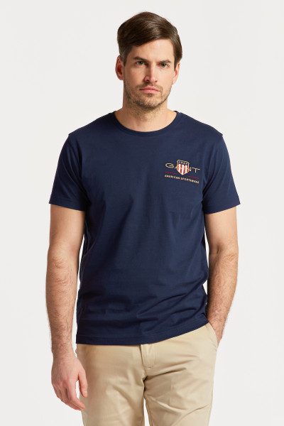 TRIČKO GANT ARCHIVE SHIELD EMB SS T-SHIRT - Fotografie č. 1