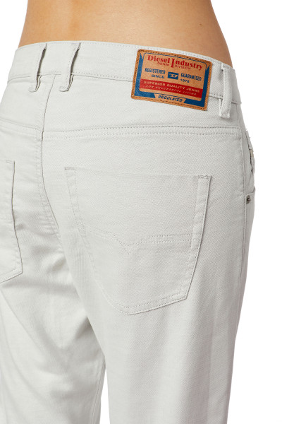 DŽÍNY DIESEL KRAILEY-B-NE  SWEAT JEANS - Fotografie č. 6