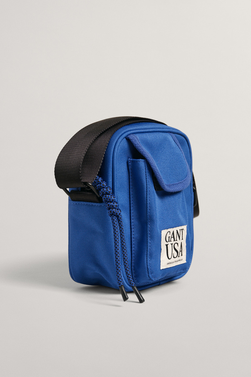 CROSSBODY GANT UNISEX. GANT USA CROSSBODY BAG lapis blue GANT CZ