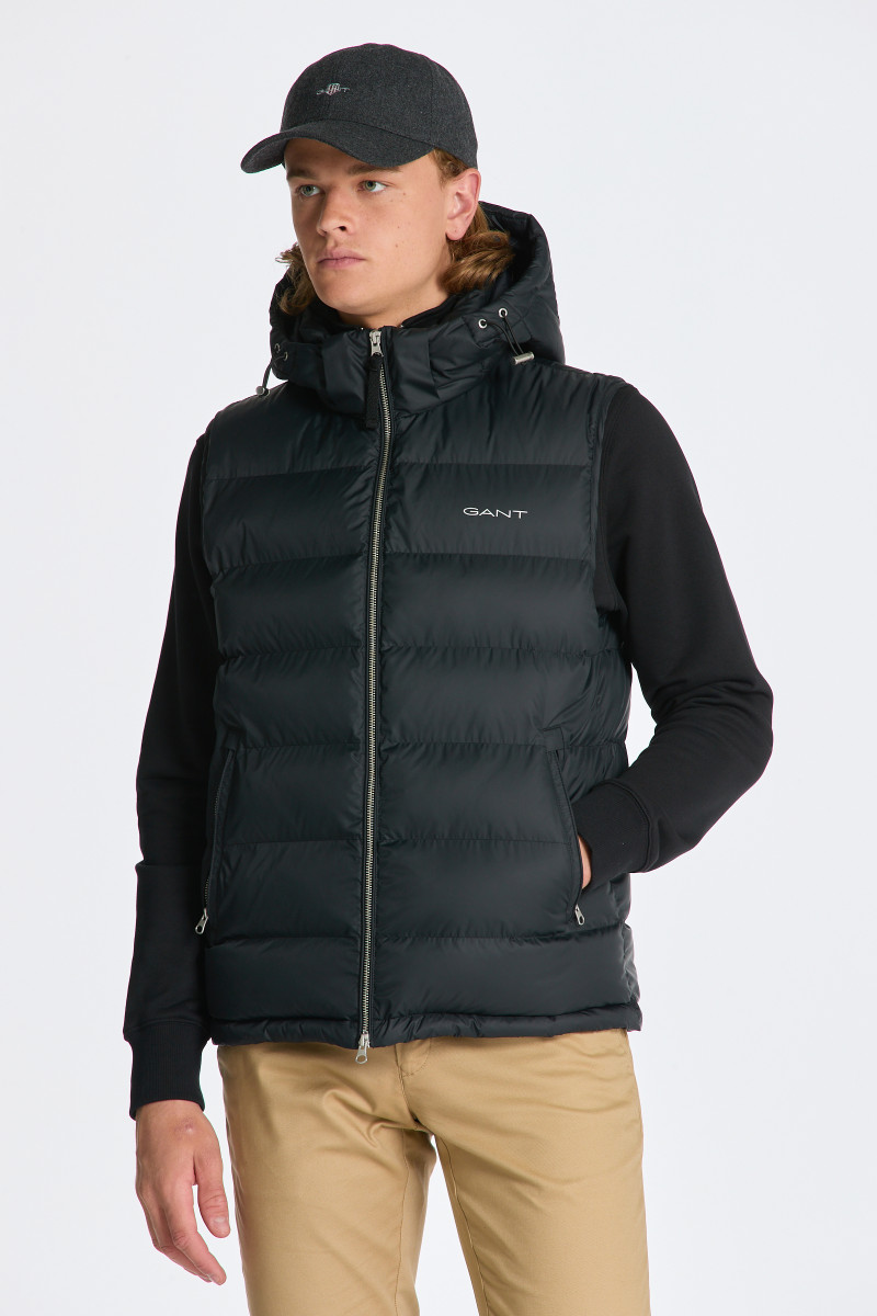 VESTA GANT ACTIVE CLOUD VEST BLACK GANT CZ