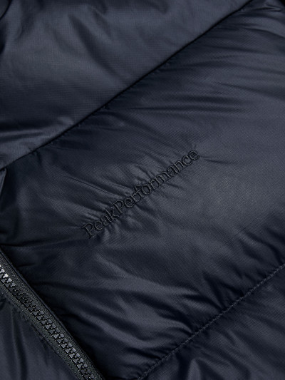 BUNDA PEAK PERFORMANCE M FROST RELAXED DOWN PUFFER - Fotografie č. 4