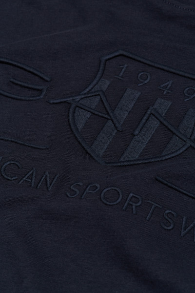 TRIČKO GANT TONAL SHIELD T-SHIRT - Fotografia č. 3