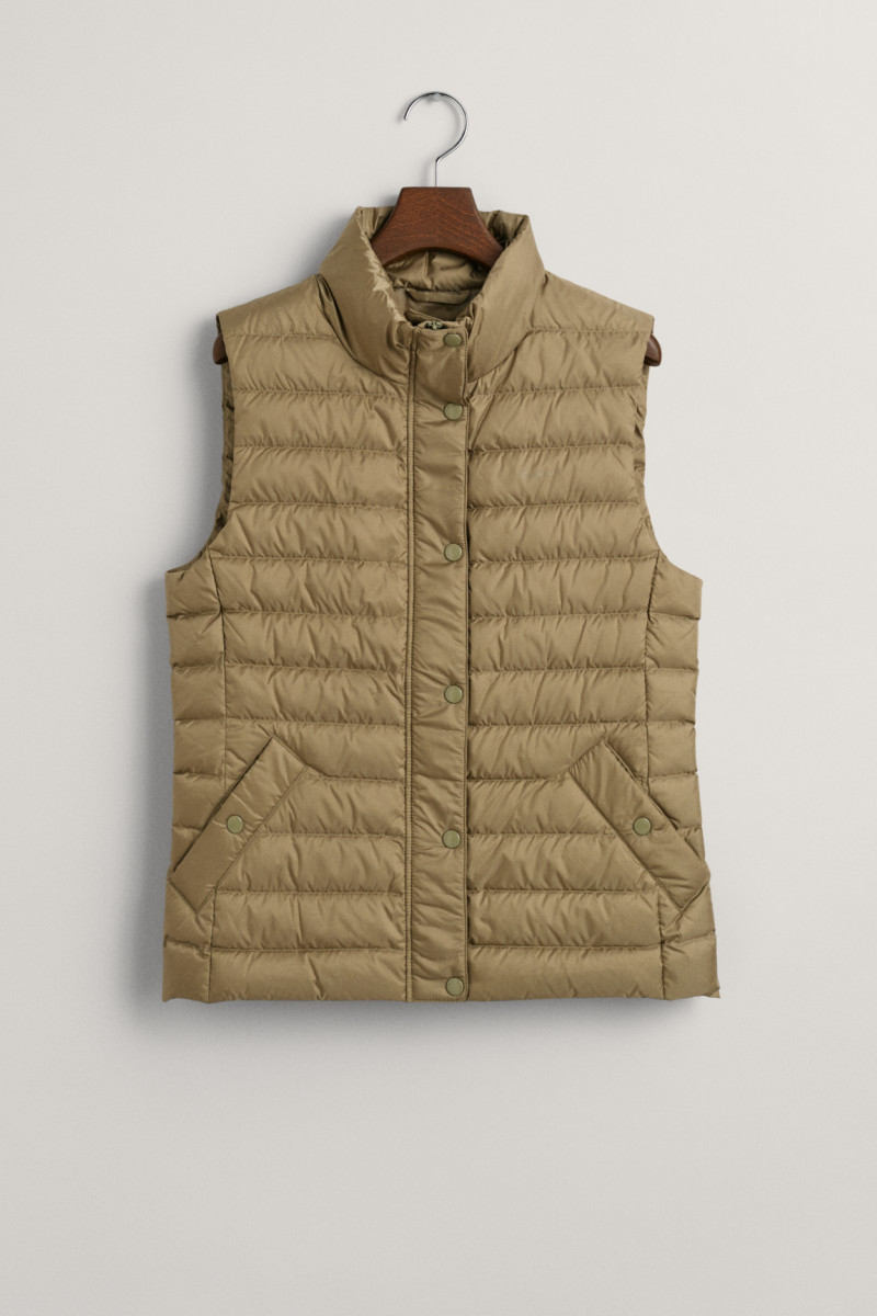 E-shop VESTA GANT LIGHT DOWN VEST DRIED CLAY