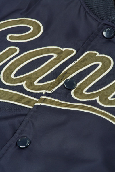 BUNDA GANT SCRIPT LOGO VARSITY JACKET - Fotografie č. 3