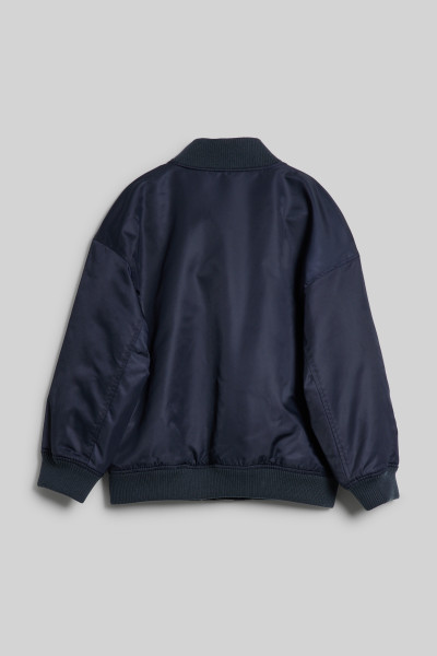 BUNDA GANT SCRIPT LOGO VARSITY JACKET - Fotografie č. 2