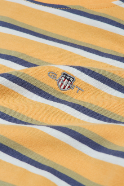TRIČKO GANT STRIPED SHIELD T-SHIRT - Fotografia č. 3