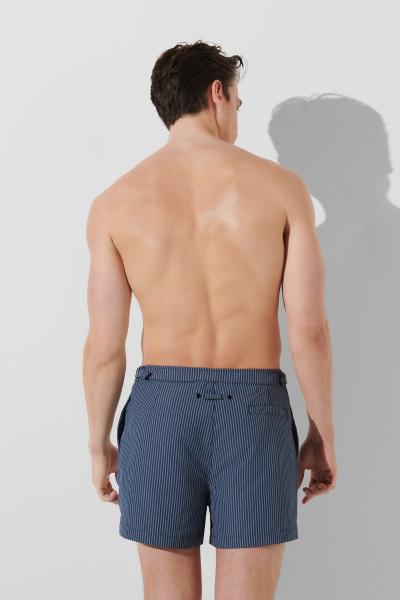 PLAVKY KARL LAGERFELD HOTEL KARL STRIPED BOARDSHORTS - Fotografia č. 2
