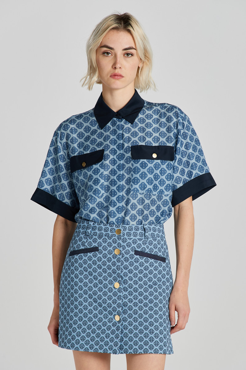 KOŠILE GANT REL MONOGRAM PRINT SS BLOUSE SALTY SEA