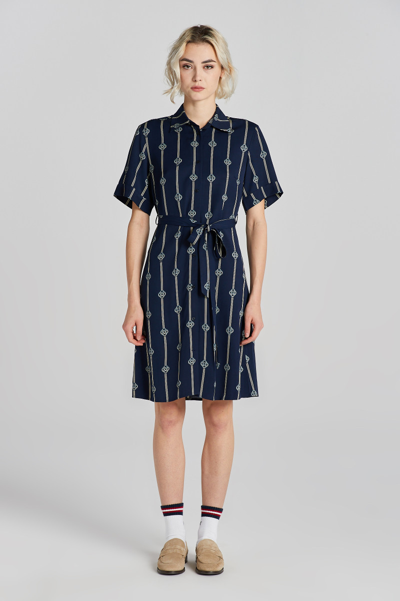 E-shop ŠATY GANT SLIM PRINTED SS SHIRT DRESS EVENING BLUE
