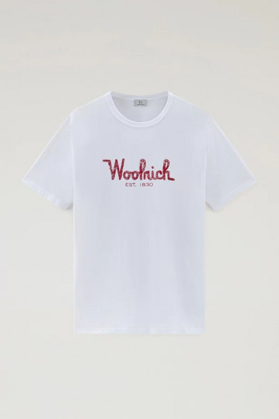 TRIČKO WOOLRICH EMBROIDERED LOGO T-SHIRT - Fotografia č. 5