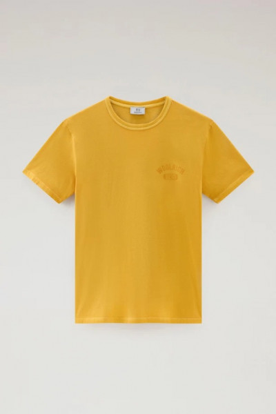 TRIČKO WOOLRICH GARMENT DYED LOGO T-SHIRT - Fotografia č. 5
