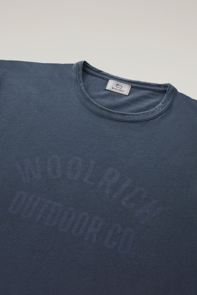 TRIČKO WOOLRICH LIGHT GARMENT DYED T-SHIRT - Fotografia č. 6