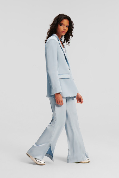 BLEJZR KARL LAGERFELD FLUID SATIN TAILORED BLAZER - Fotografie č. 3