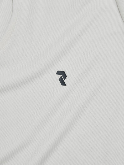 TRIČKO PEAK PERFORMANCE W DELTA SS TEE - Fotografia č. 4