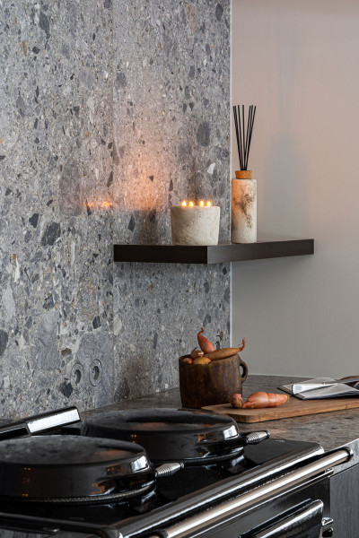 SET VONNÉ SVIEČKY A BYTOVÉHO DIFUZÉRU MONDADA (ECRU, DESIRE SKY) - Fotografia č. 8