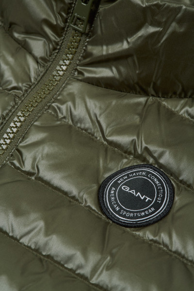 VESTA GANT SHINY LIGHT PADDED DOWN VEST - Fotografia č. 3