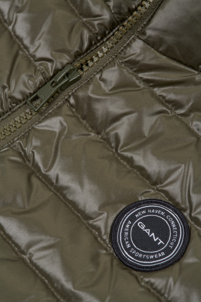 VESTA GANT SHINY LIGHT PADDED DOWN VEST - Fotografie č. 3