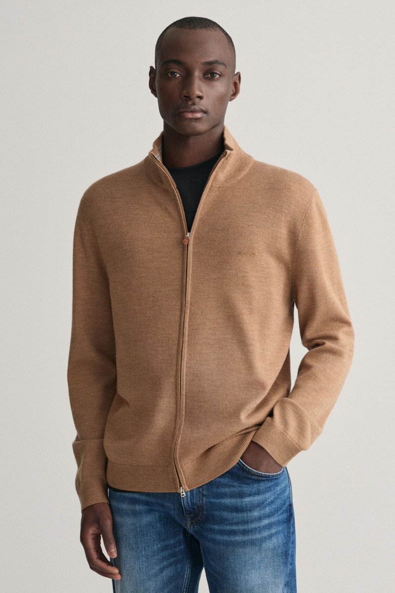 SVETER GANT EXTRAFINE MERINO WOOL ZIP CARDIGAN DK. SAND MELANGE