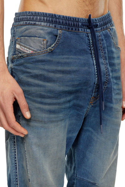 FARMER DIESEL 2040 D-AMAGE JOGG SWEAT JEANS - Kép 4