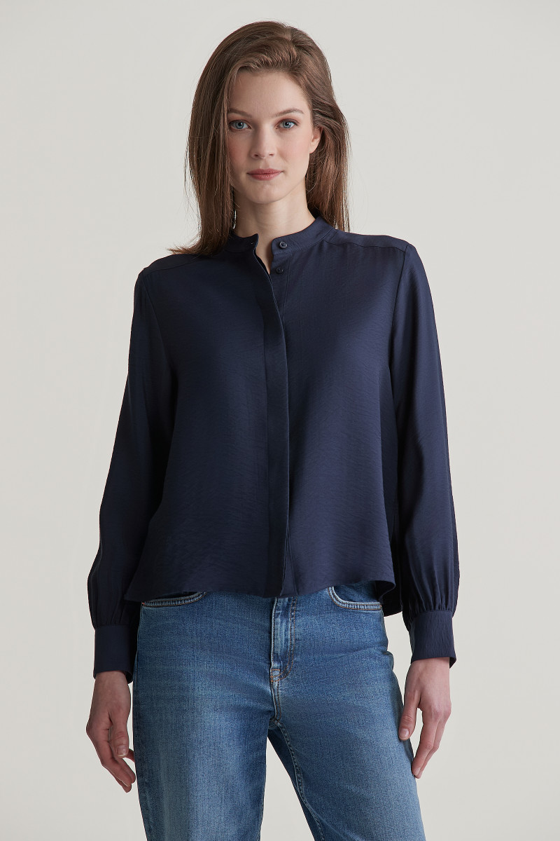 E-shop HALENKA GANT REG TEXTURE BLOUSE EVENING BLUE