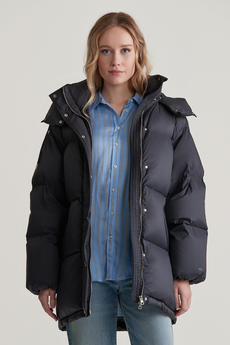 E-shop BUNDA GANT MID LENGTH DOWN JACKET BLACK