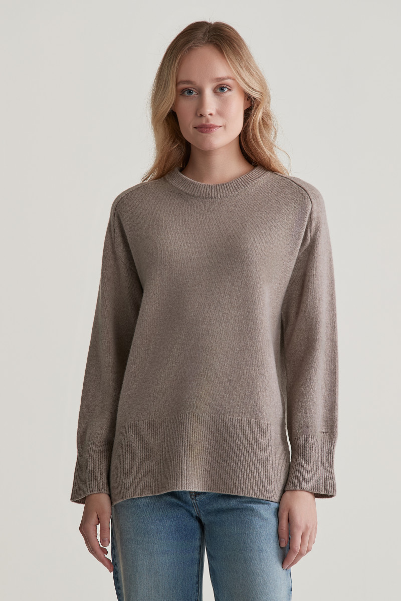 SVETER GANT HERRINGBONE DETAIL C-NECK WARM GREY