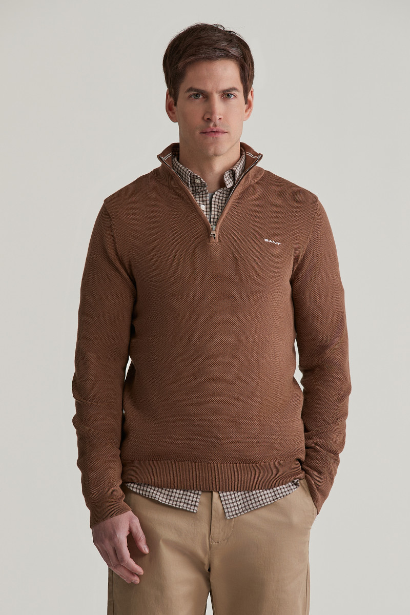 E-shop SVETR GANT COTTON PIQUE HALFZIP HAZELNUT MELANGE