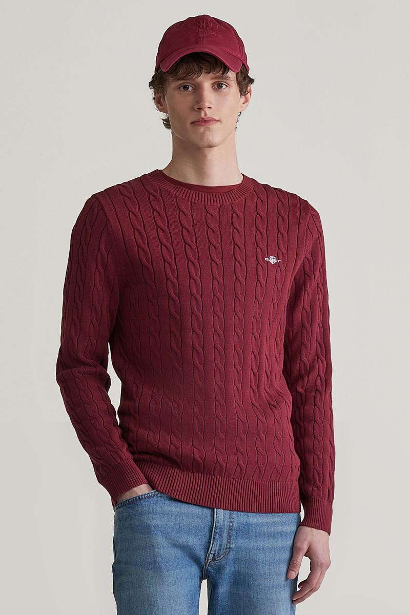 E-shop SVETR GANT COTTON CABLE C-NECK WINE RED