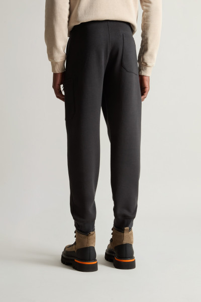 TRÉNINGNADRÁG WOOLRICH TECH FLEECE PANT - Kép 3