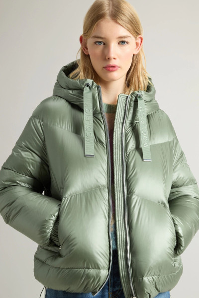 BUNDA WOOLRICH ALIQUIPPA SHORT PUFFER JACKET - Fotografie č. 4