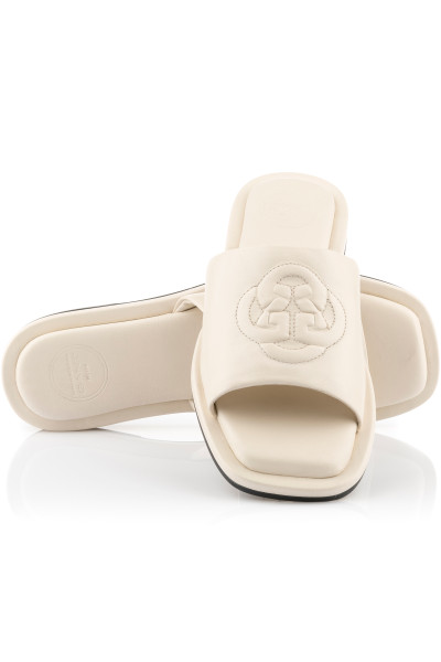 ŠĽAPKY GANT KHIARA - Fotografia č. 2