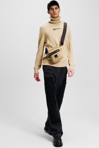 SVETR KARL LAGERFELD JEANS KLJ REGULAR ROLLNECK SWEATER - Fotografie č. 2
