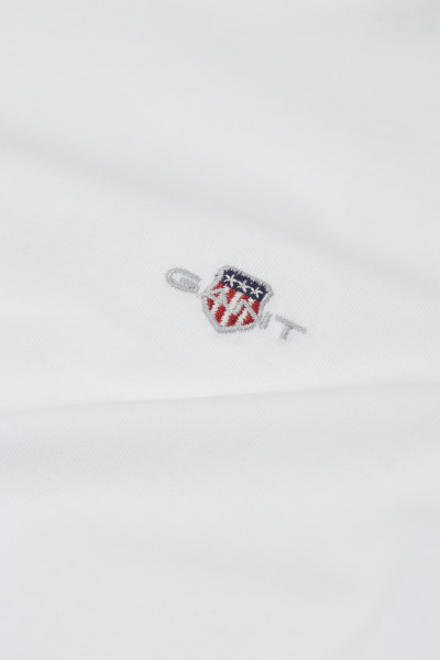 TRIČKO GANT SHIELD SS T-SHIRT - Fotografie č. 3