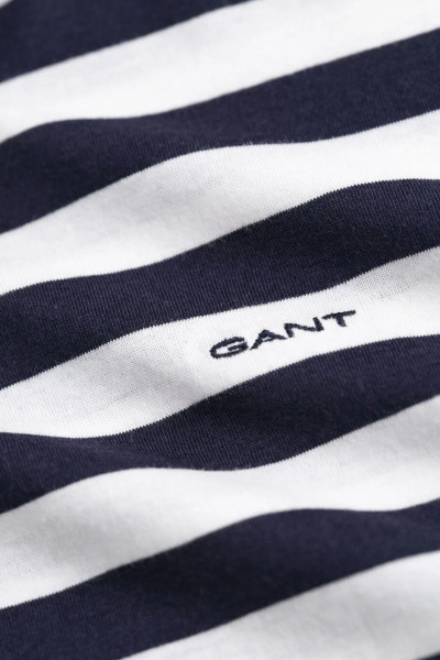 TRIČKO GANT STRIPED SHIELD T-SHIRT - Fotografie č. 2