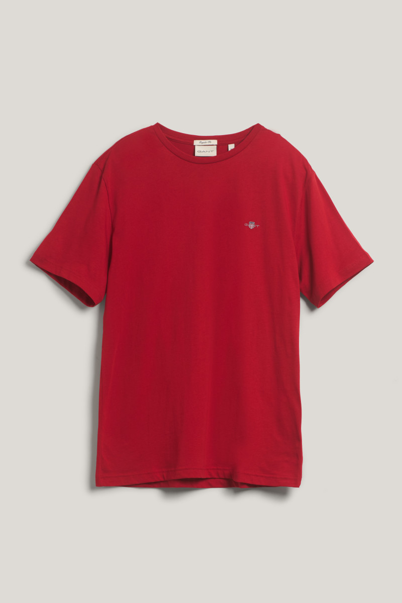 E-shop TRIČKO GANT REG SHIELD SS T-SHIRT RUBY RED