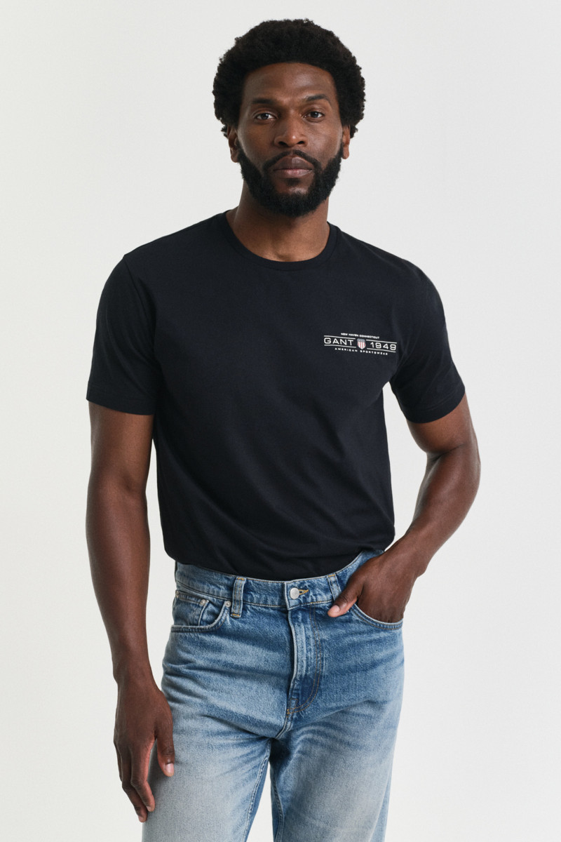 E-shop TRIČKO GANT PRINTED GRAPHIC SS T-SHIRT BLACK