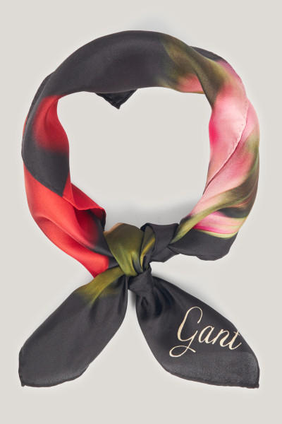 ŠATKA GANT FLORAL PRINT SILK SCARF GIFT PACK - Fotografia č. 1