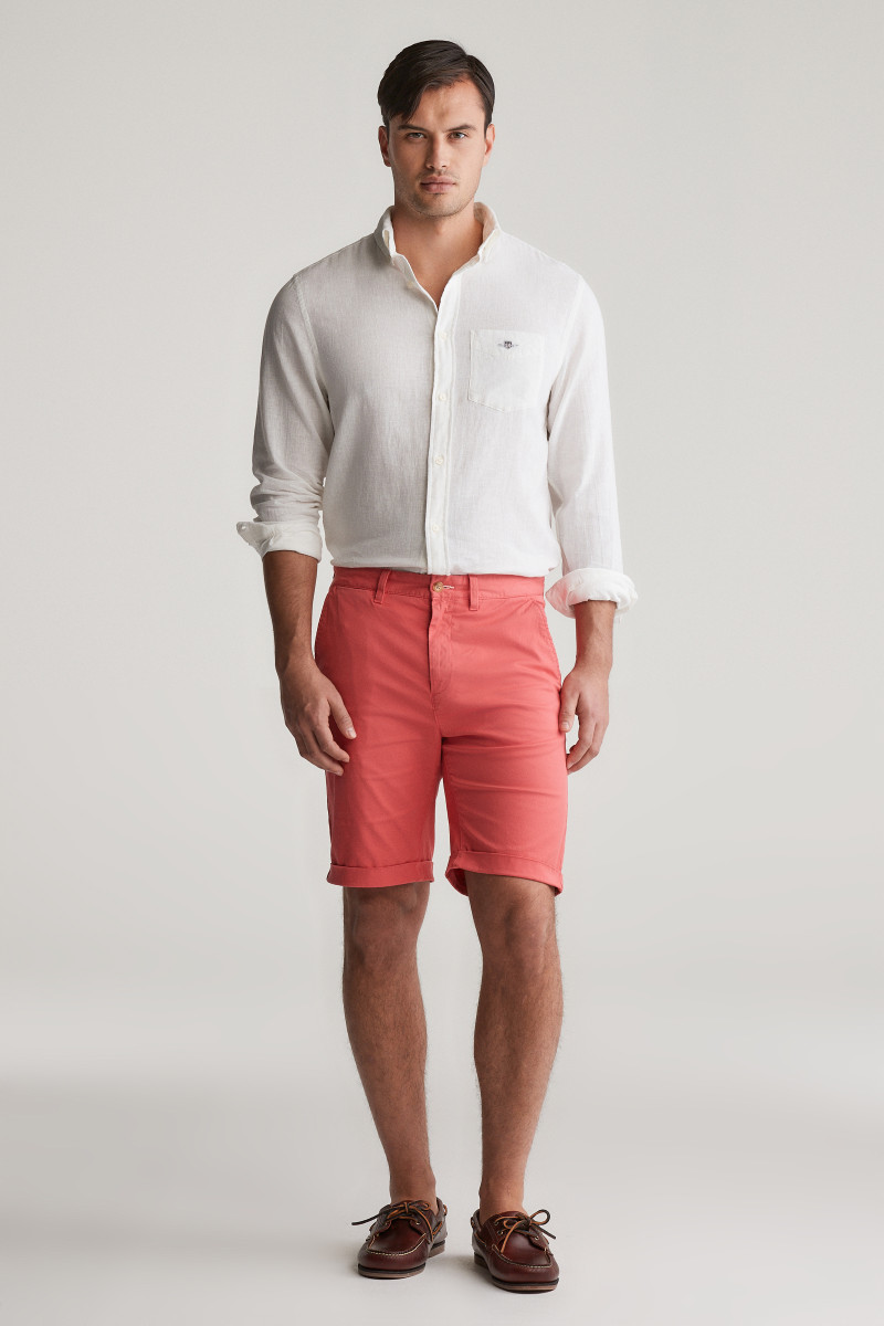 ŠORTKY GANT REG SUNFADED CHINO SHORTS WATERMELON RED
