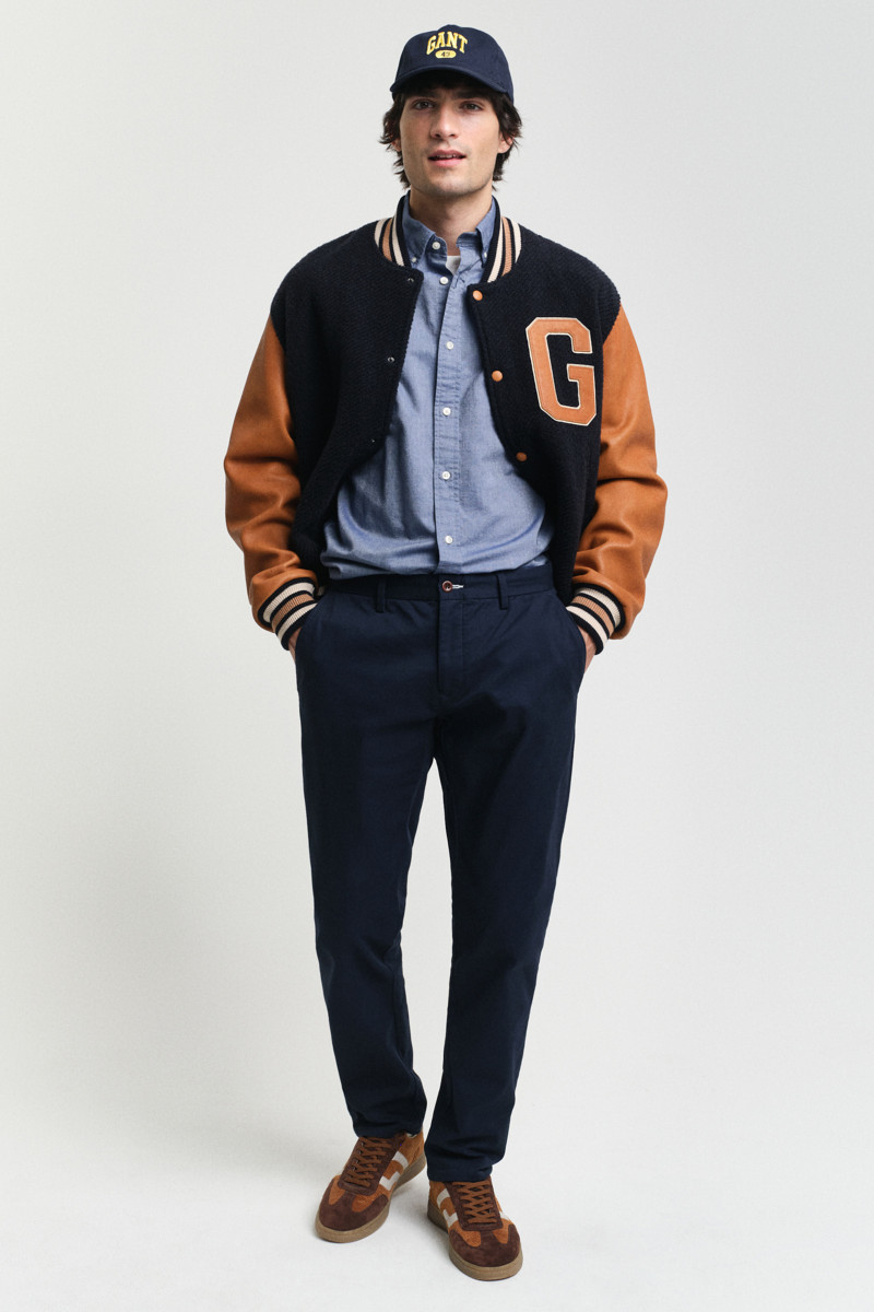 NOHAVICE GANT SLIM CHINOS MARINE