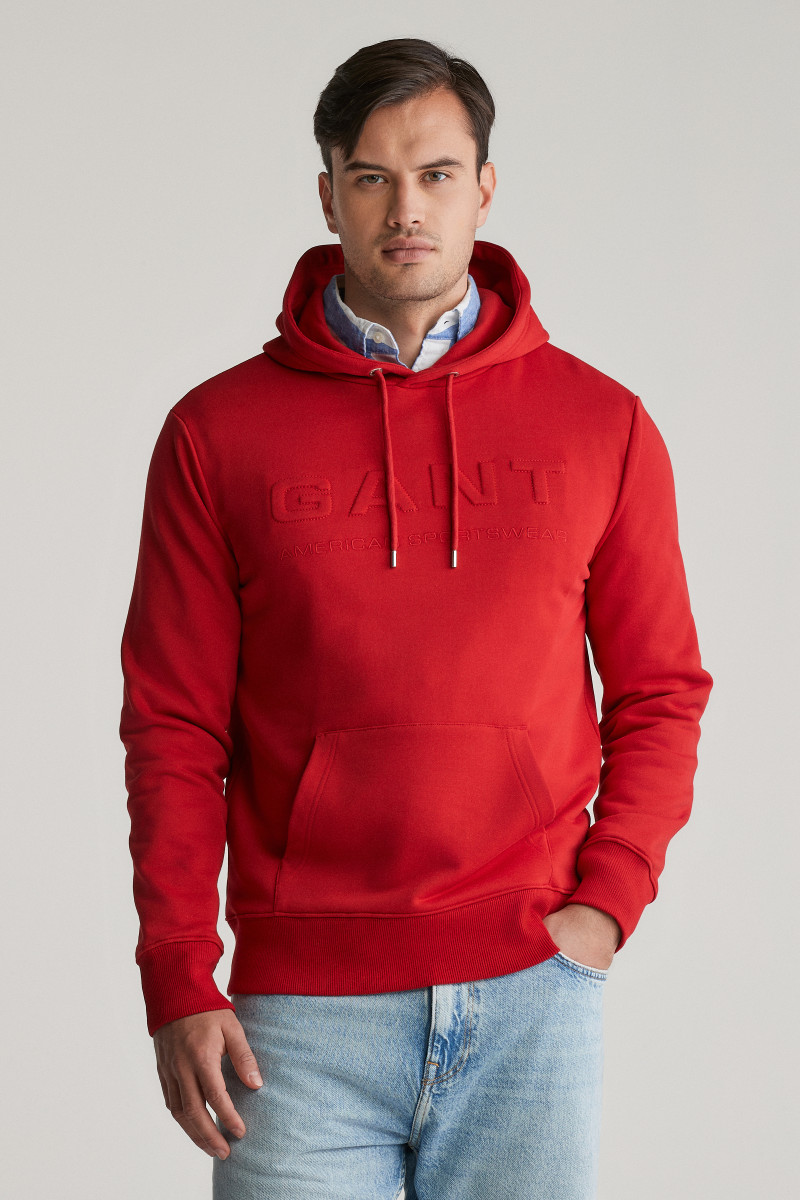 E-shop MIKINA GANT EMBOSSED HOODIE RUBY RED