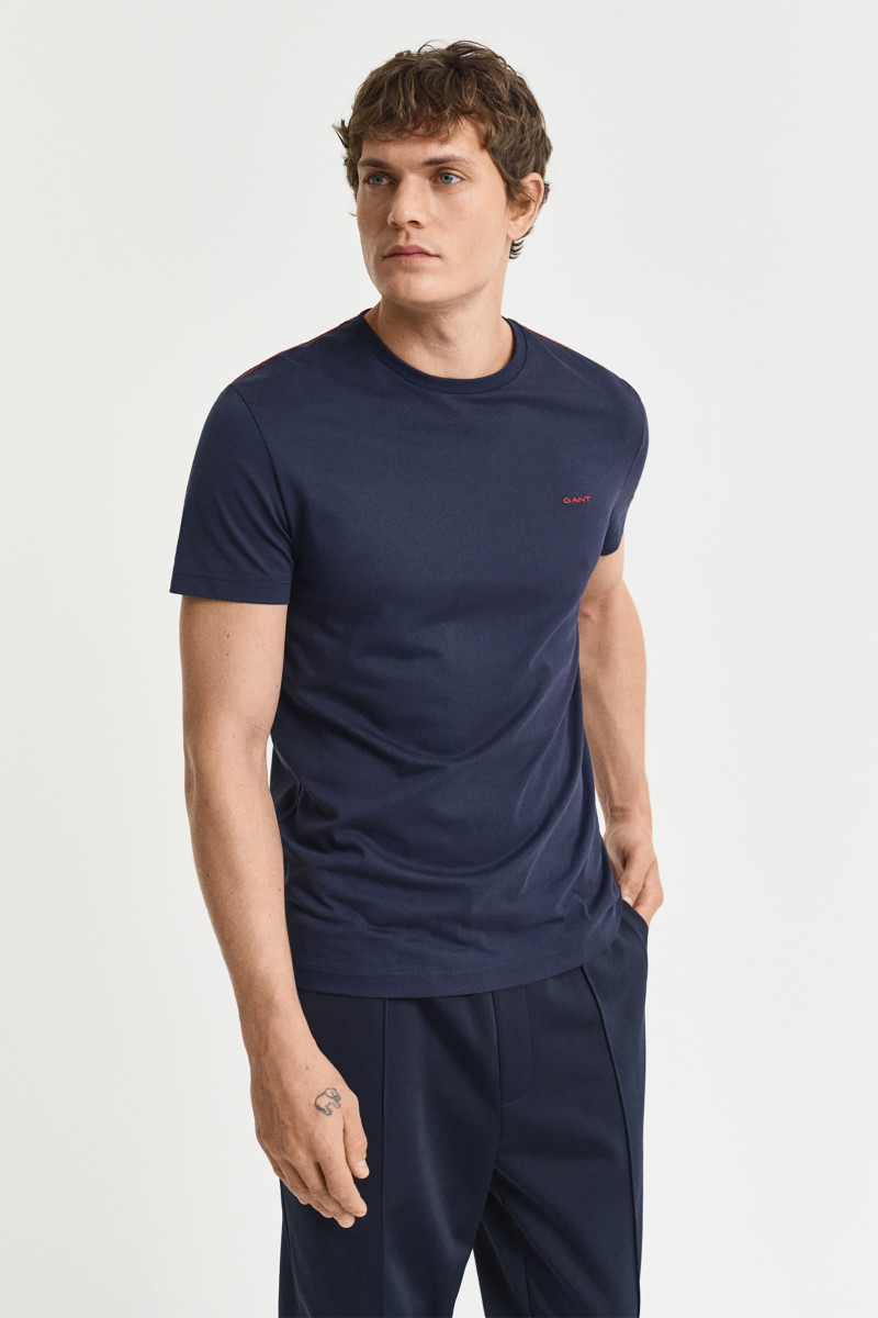 TRIČKO GANT CONTRAST LOGO SS T-SHIRT EVENING BLUE