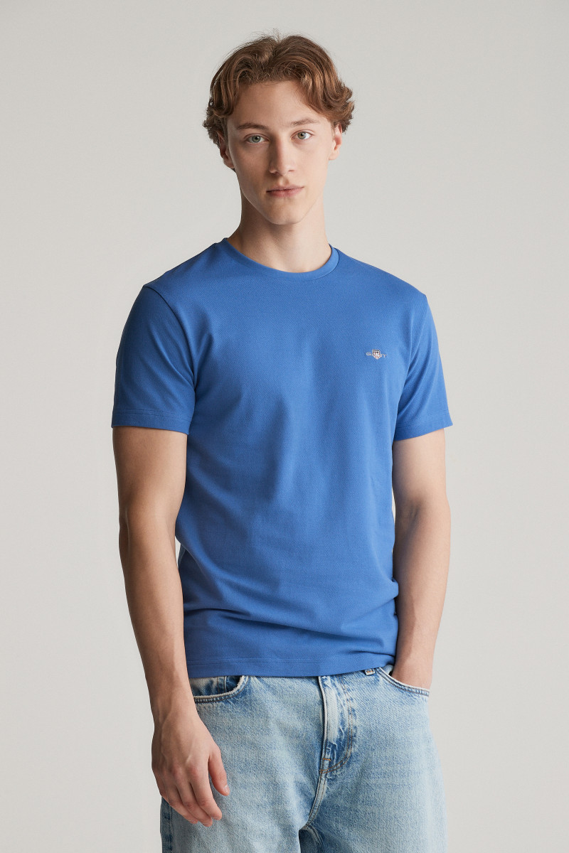 E-shop TRIČKO GANT SLIM PIQUE SS T-SHIRT RICH BLUE