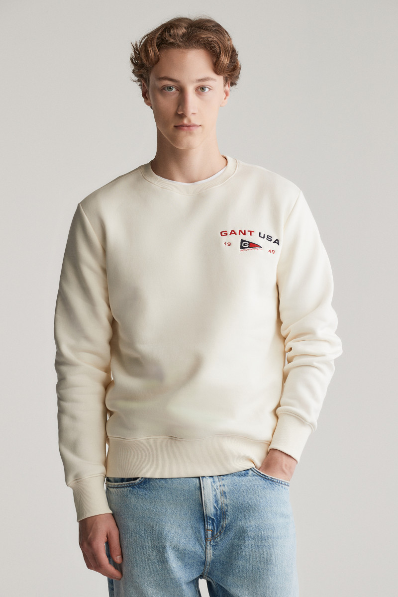 E-shop MIKINA GANT GRAPHIC C-NECK CREAM