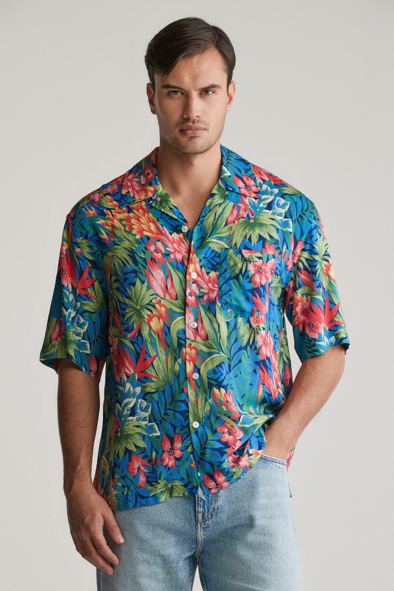 KOŠILE GANT REL TROPICAL PRINT SS SHIRT DEEP COBALT