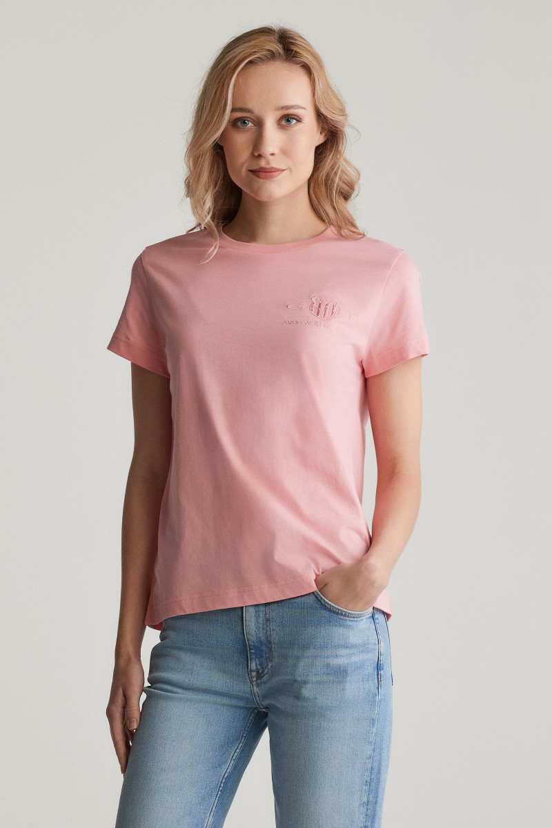 E-shop TRIČKO GANT REG TONAL SHIELD SS T-SHIRT GERANIUM PINK